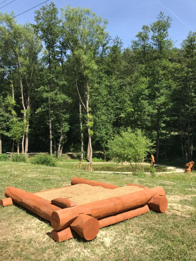 Kamenacka Myslivna Hotel Moravany  Bagian luar foto