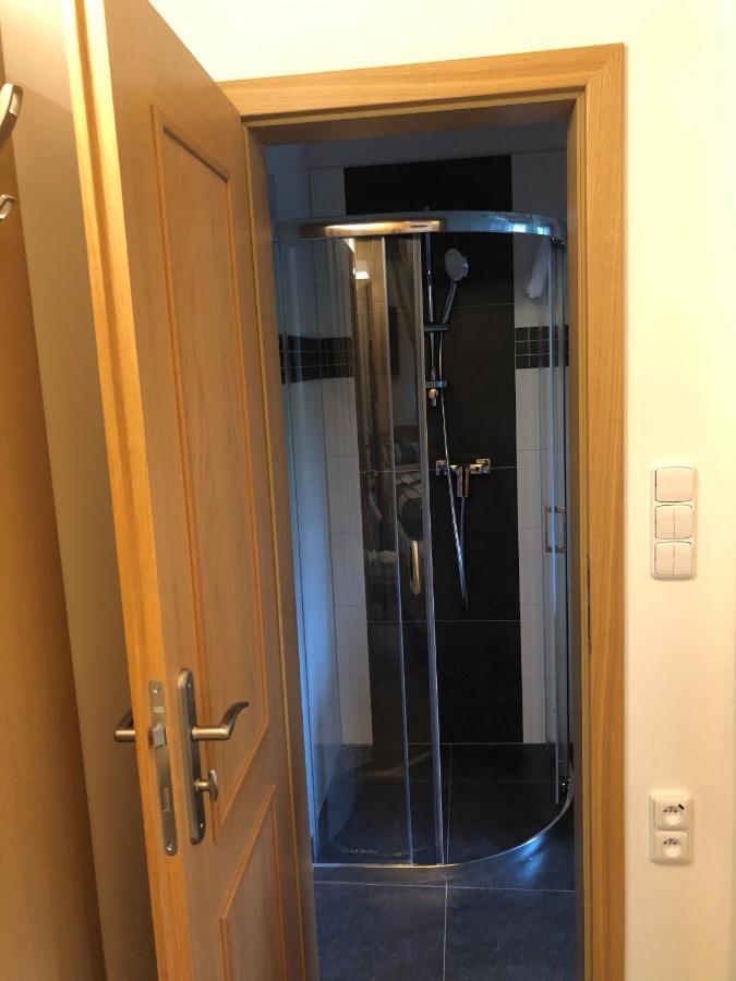 Kamenacka Myslivna Hotel Moravany  Bagian luar foto